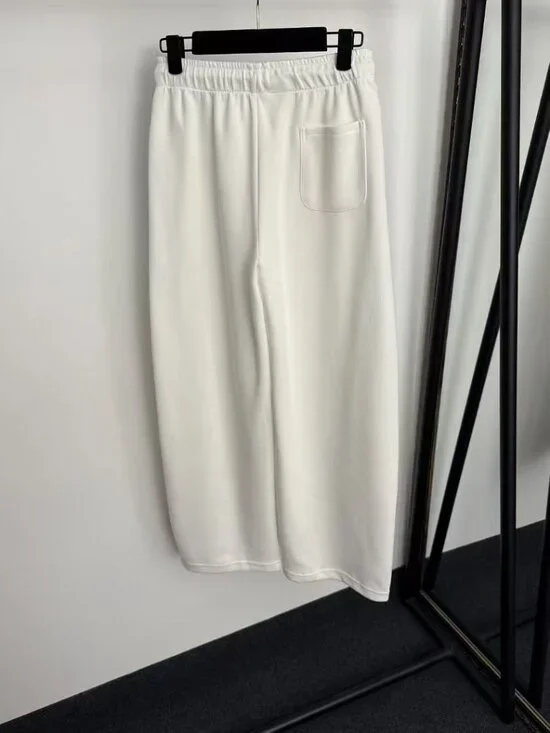 Alo Yoga Pure White Striped Casual Set, Size M. - Picture 8 of 8